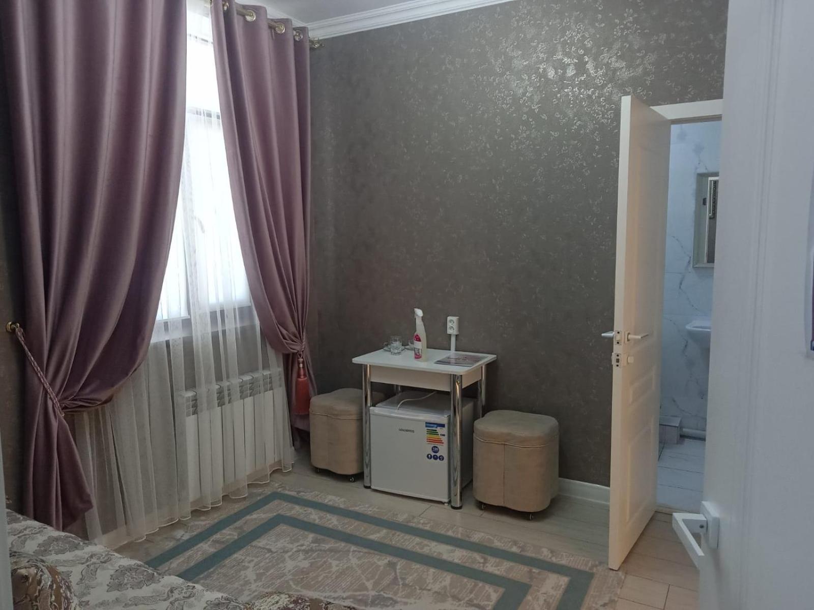 Keruen Deluxe Hotel Taraz Exterior photo